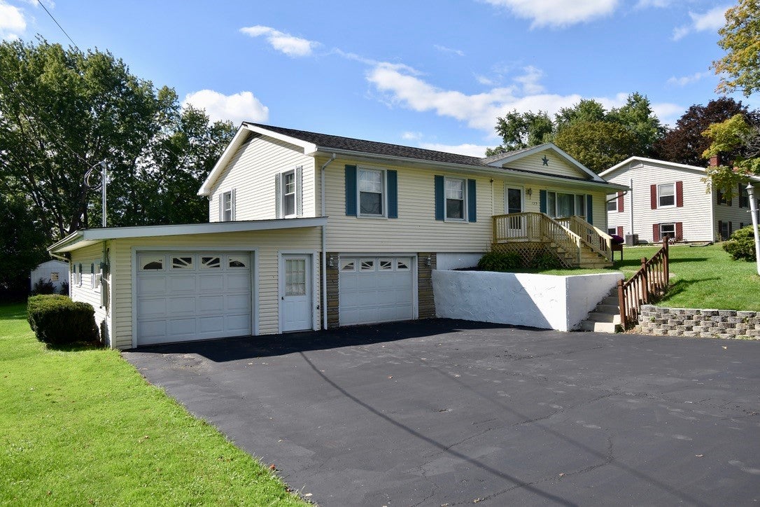 129 Overlook Drive — photo