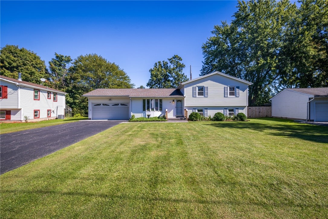 69 Cedarhurst Drive — photo