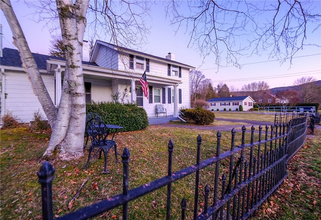 16 Coleman Avenue — photo