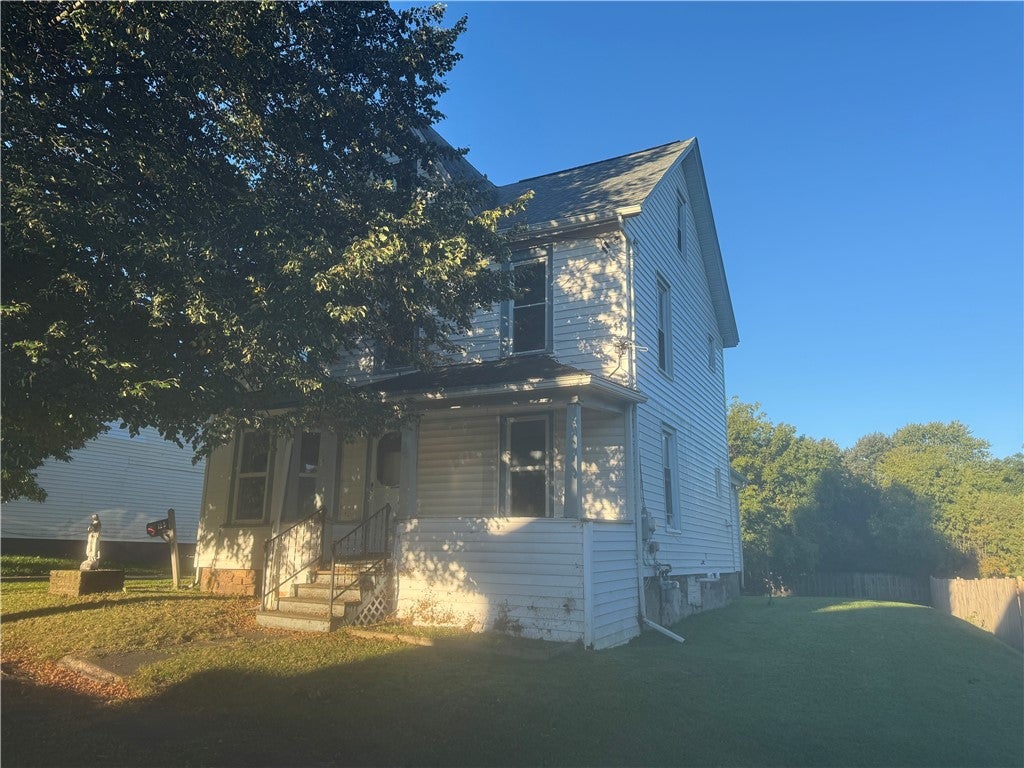 122 Herrick Street — photo
