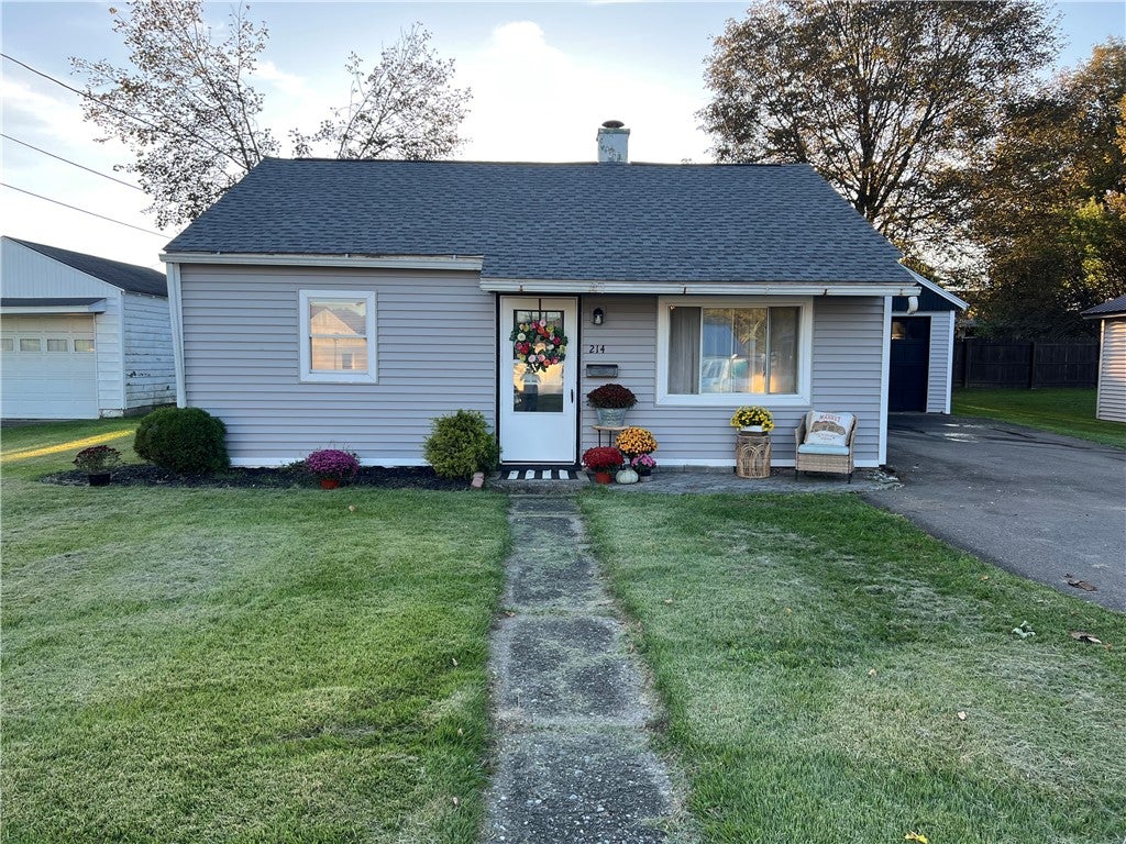 214 Fairfax Street — photo