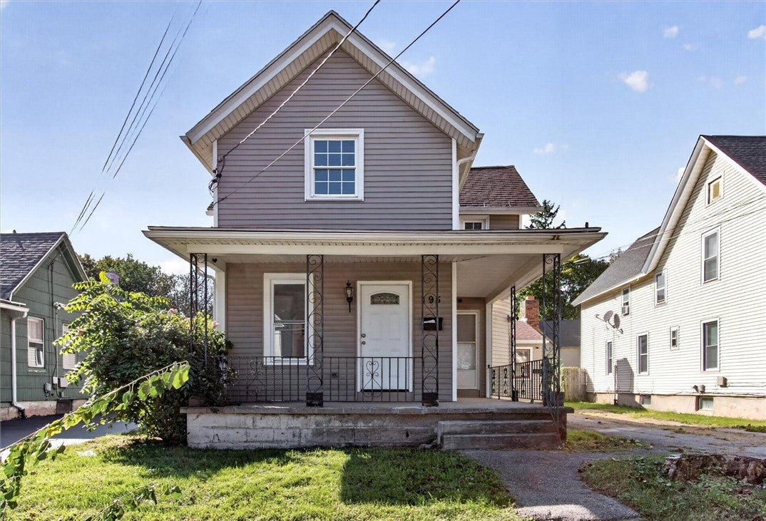 195 Campbell Park — photo
