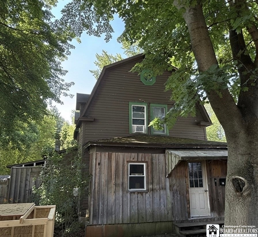 86 #Hf E Hanover Street — photo