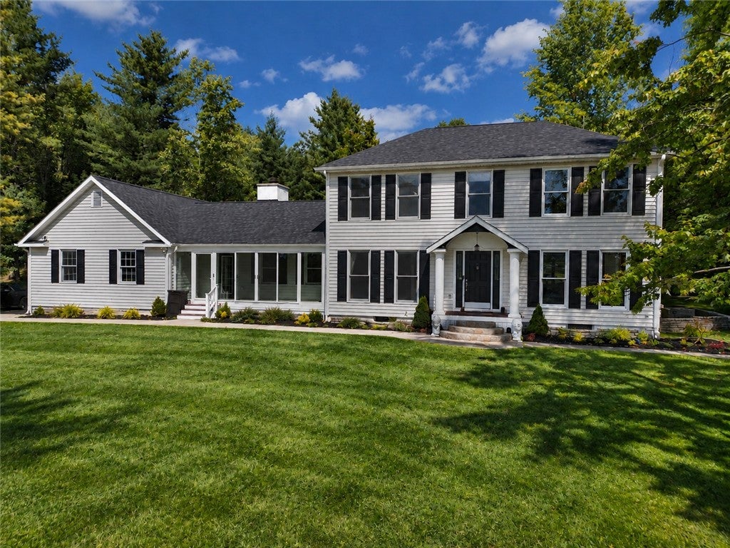 2628 Honeysuckle Lane — photo