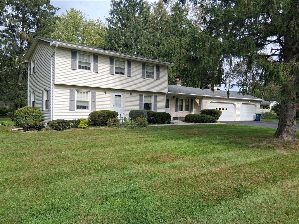 9 Hallmark Road — photo