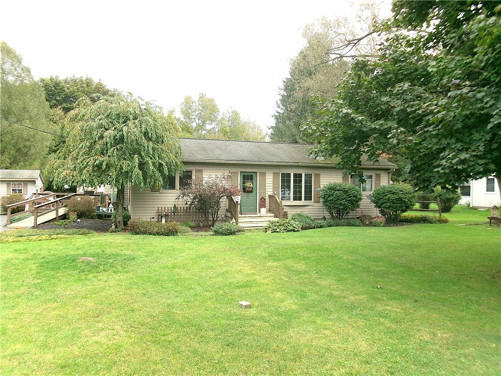 2046 E Palmyra Port Gibson Rd — photo