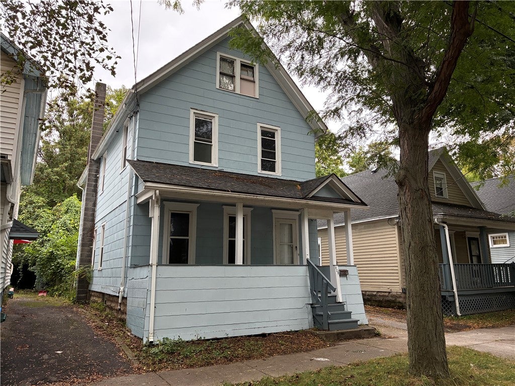 808 Exchange Street — photo