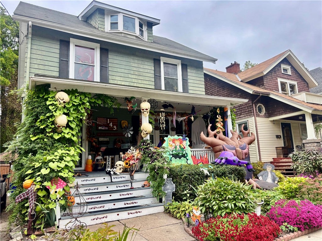 143 Woodlawn Avenue — photo