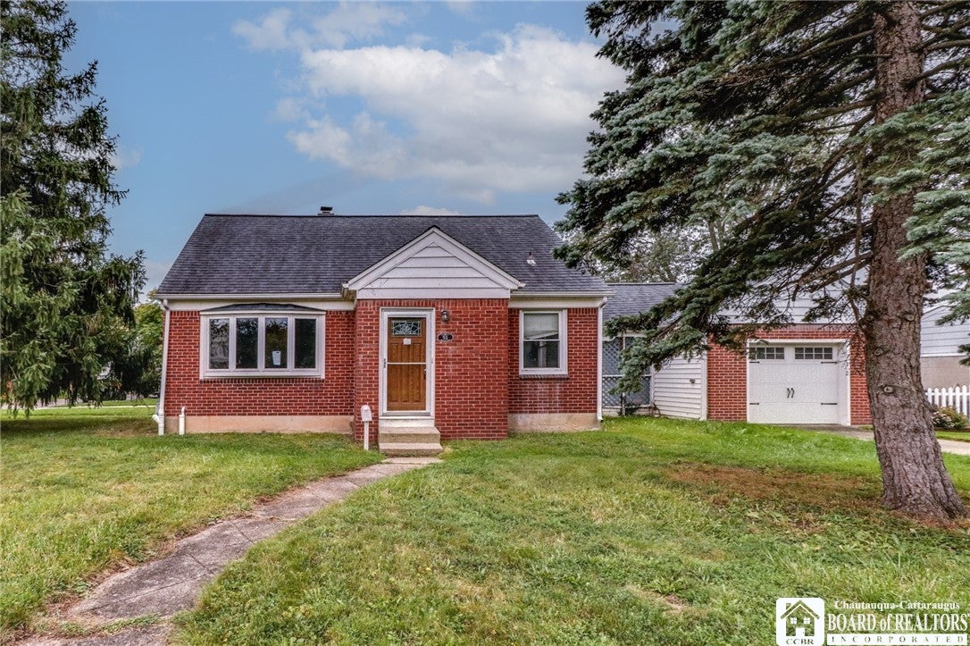 51 Pinevale Court — photo