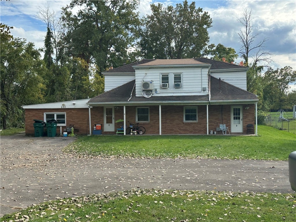 822 Hard Road — photo