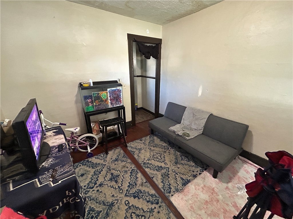Home in Rochester, NY 14621 — photo 3
