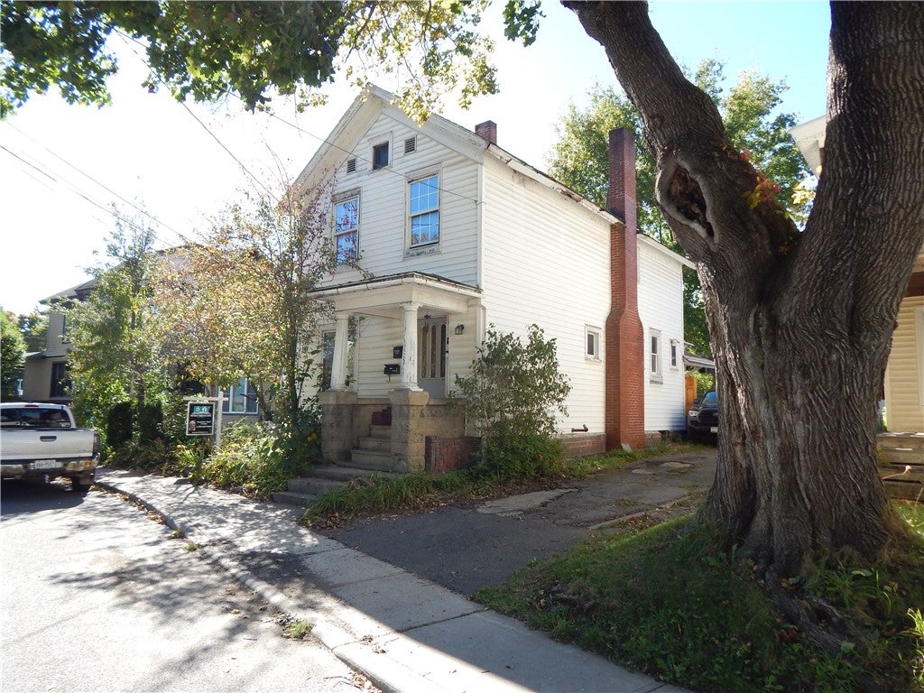 3 Pine Street — photo