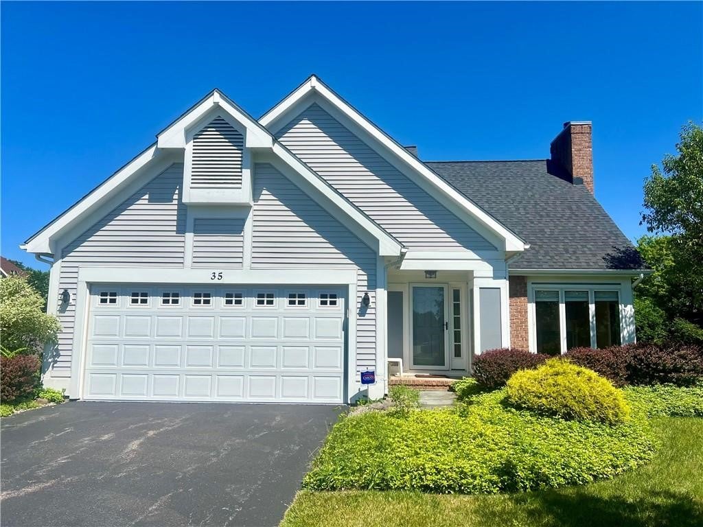 35 Hayfield Way — photo