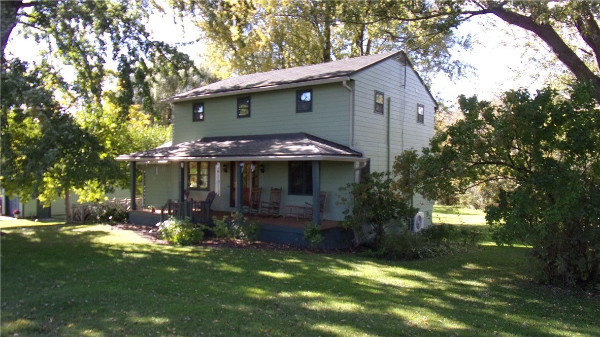 4092 Lakeville Groveland Road — photo