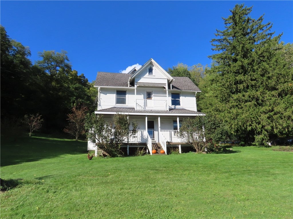 3791 N Creek Road — photo