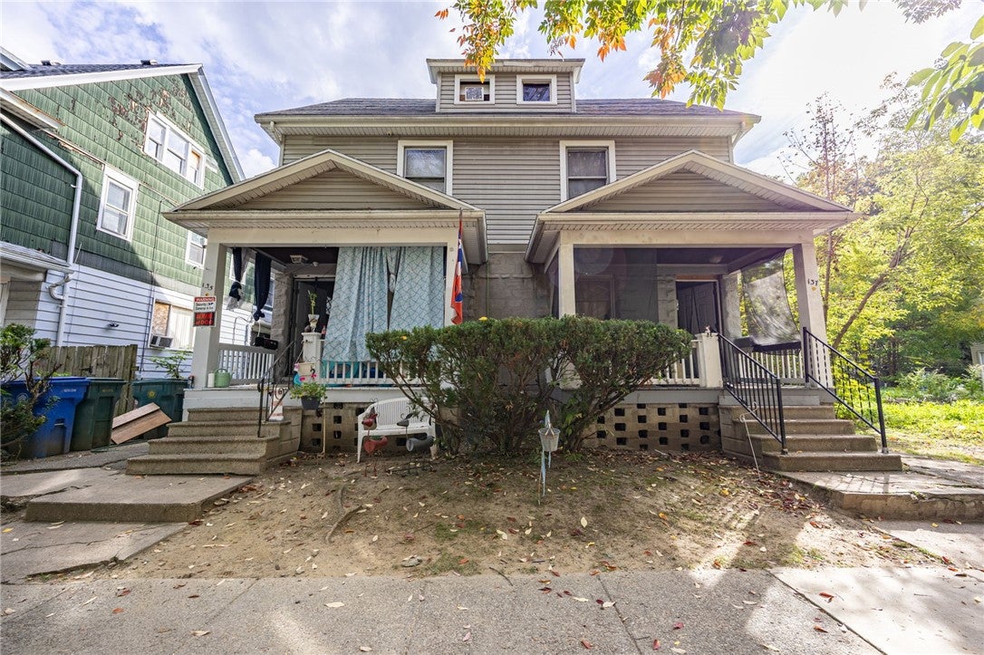 135-137 Glendale Park — photo