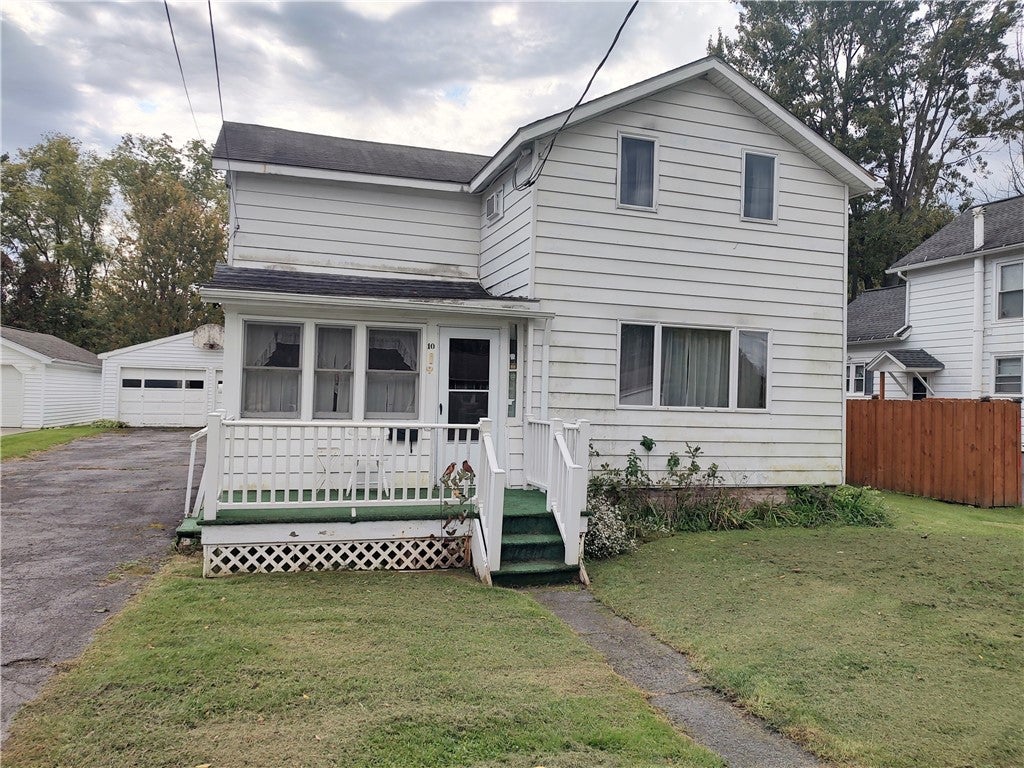 10 Adams Street — photo