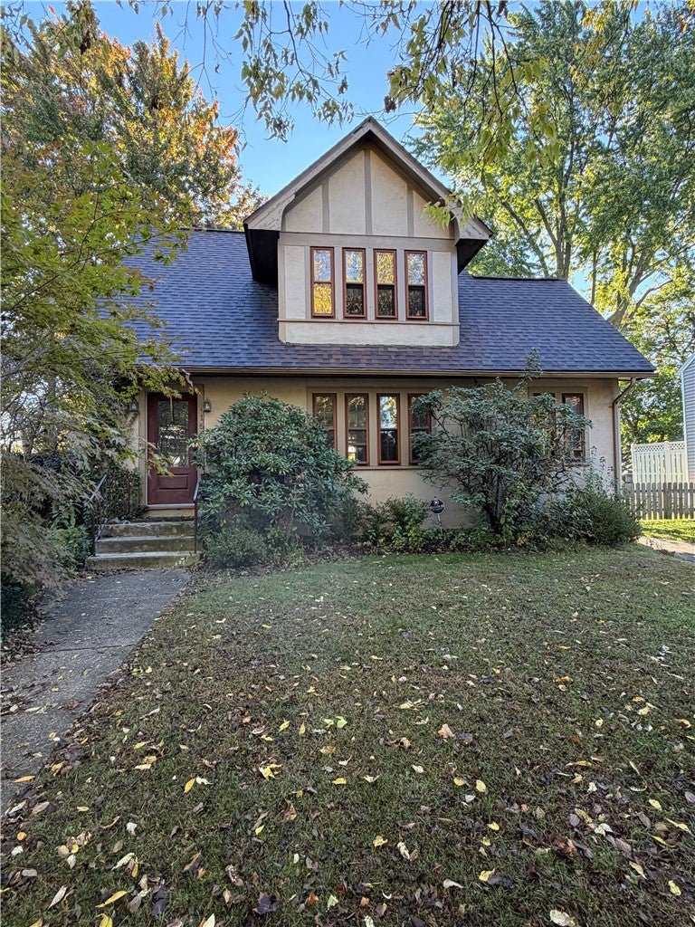 166 Beresford Road — photo