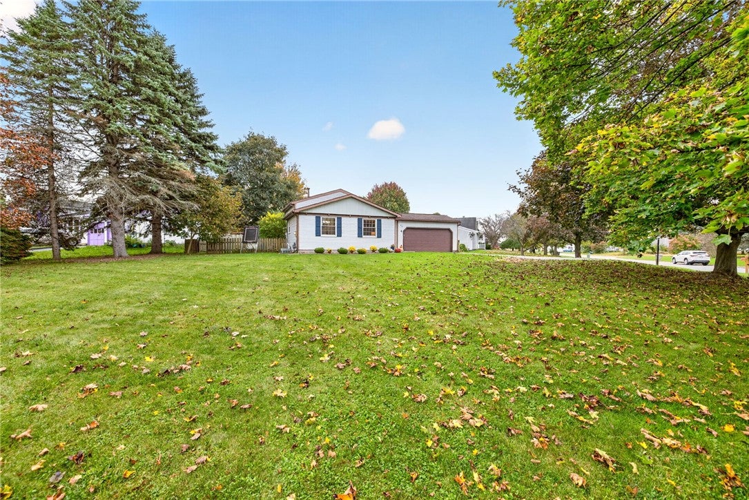 4 Citation Drive, Henrietta, NY 14467 | Realty.com