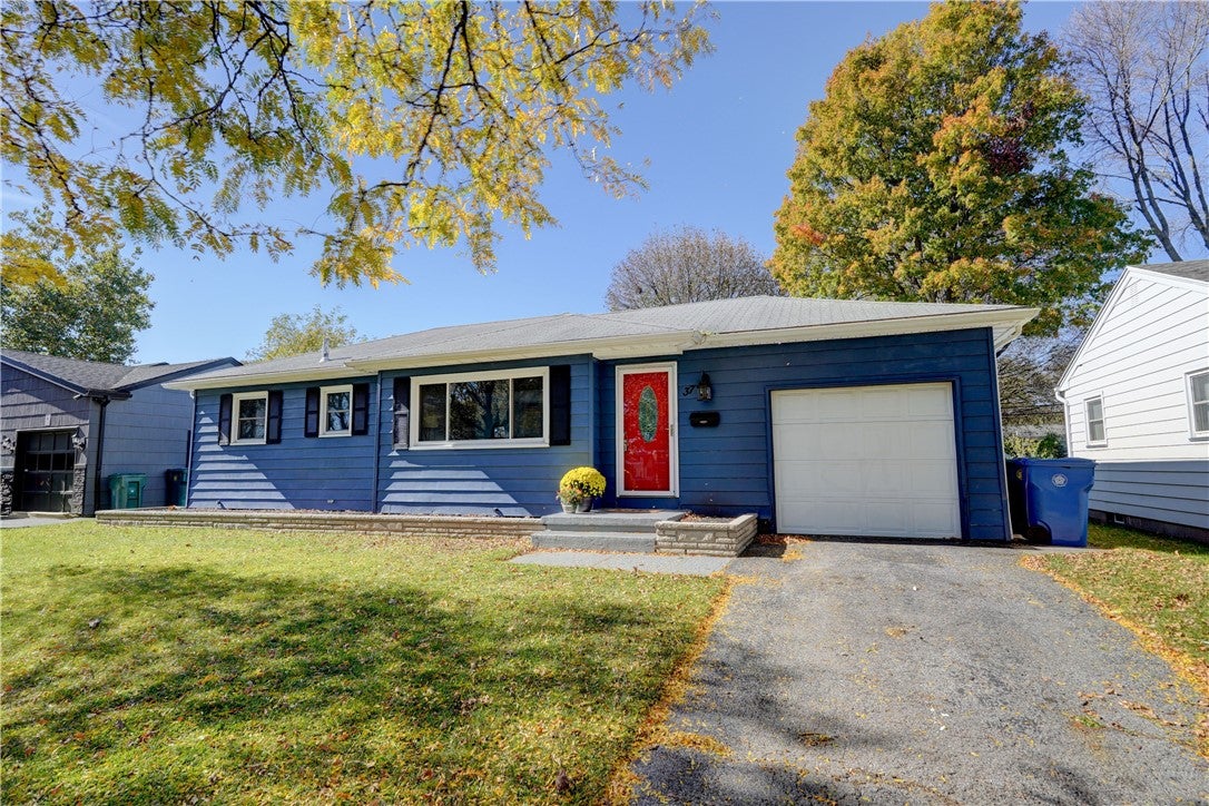 37 Lyncrest Drive, Rochester, NY 14616 — photo 2