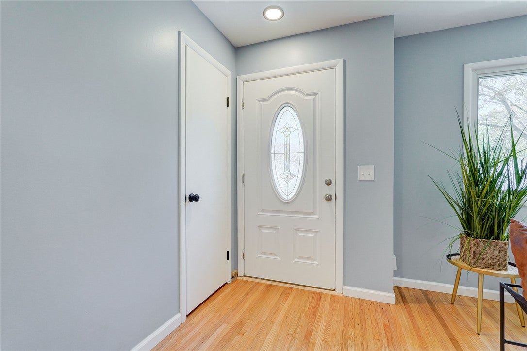 37 Lyncrest Drive, Rochester, NY 14616 — photo 3