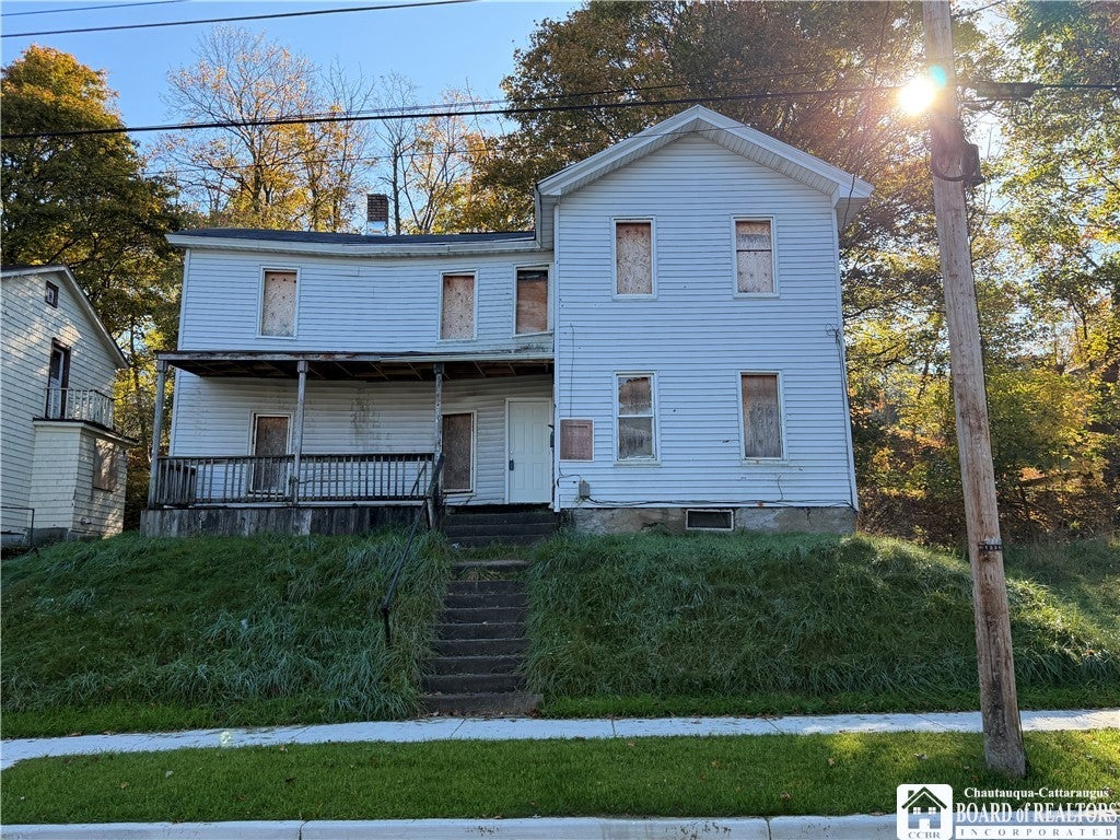 160 Barrows Street — photo