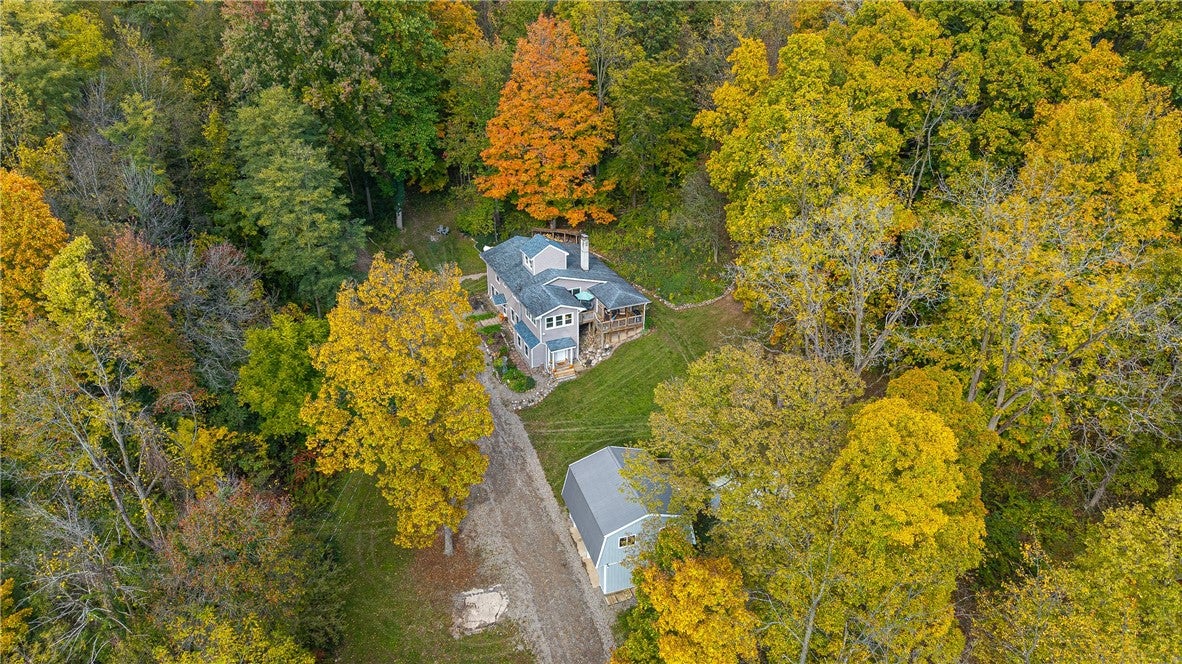1728 Hydesville Road — photo