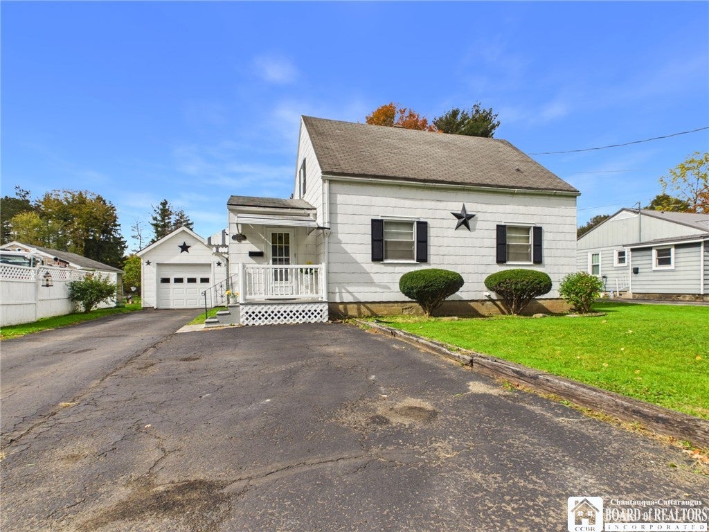 2315 Five Mile Road — photo