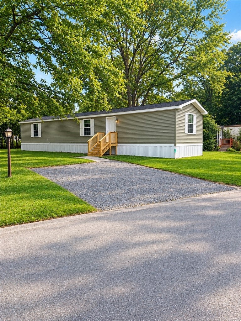 15 College View Drive — photo