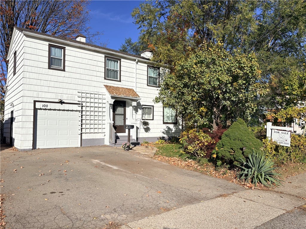 100 Beverly Hgts — photo