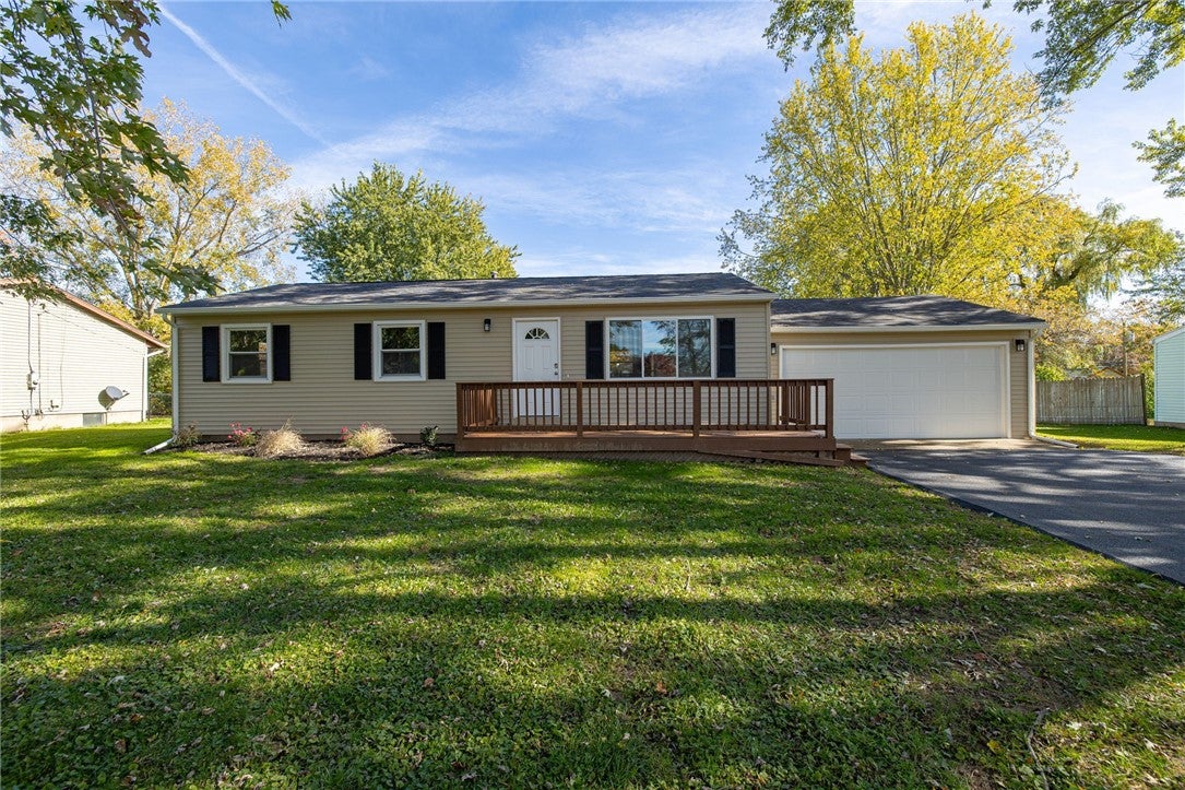 28 Bucky Drive — photo