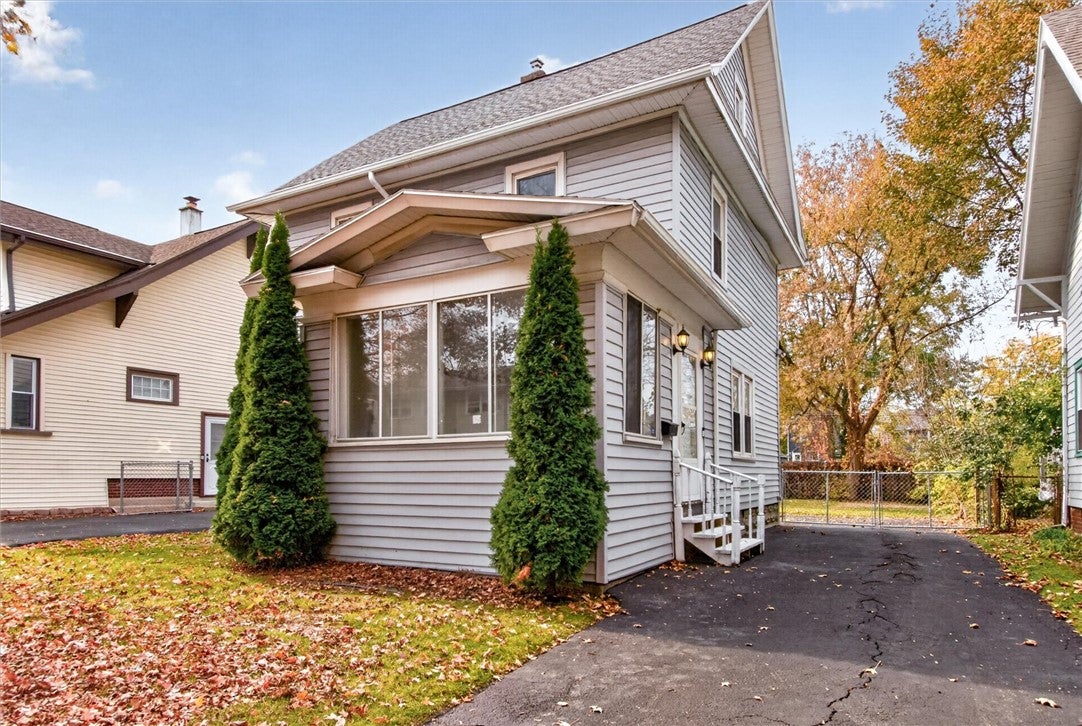105 Floverton Street — photo