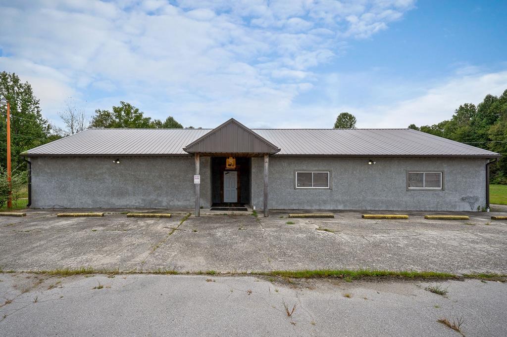 14127 Crossville Highway — photo
