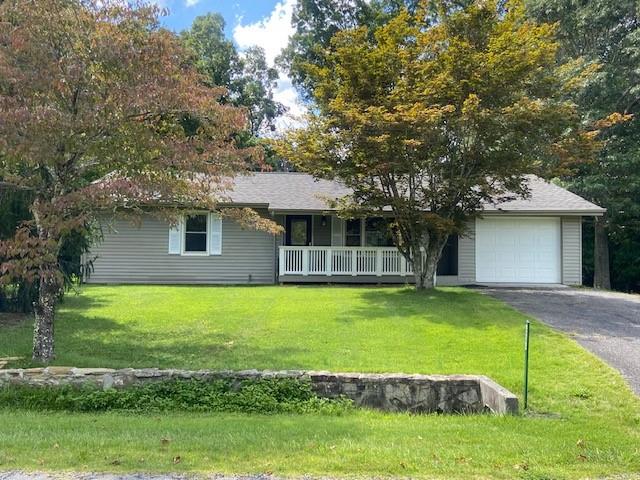 484 Meadows Rd — photo