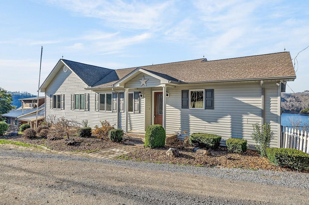 1634 Falling Water Road, Sparta, TN 38583 — photo 2