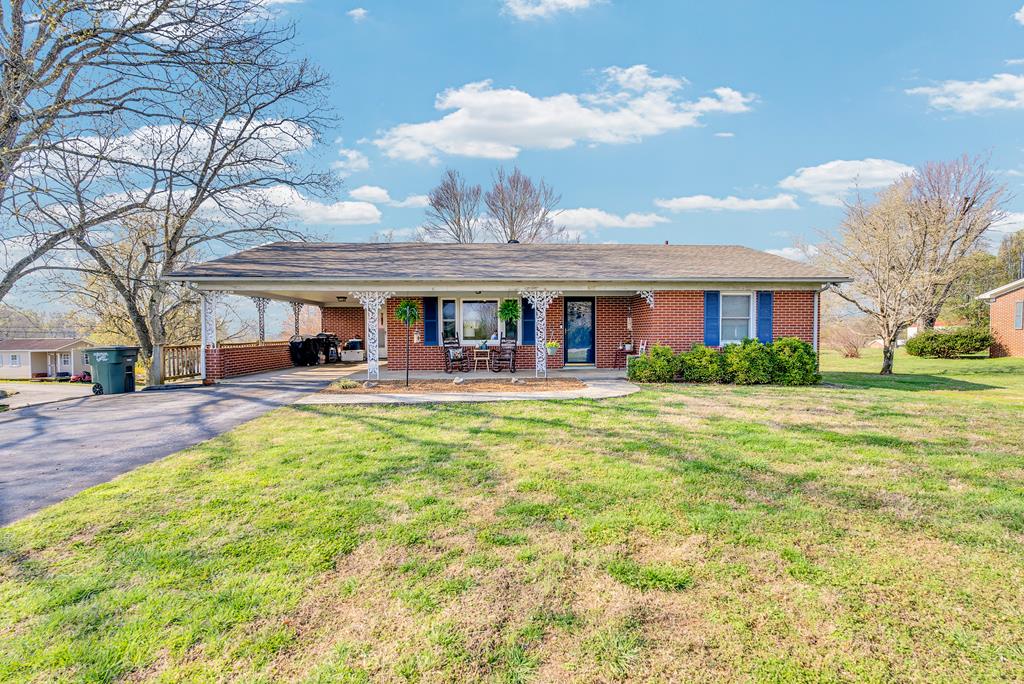 607 Turn Table Road — photo