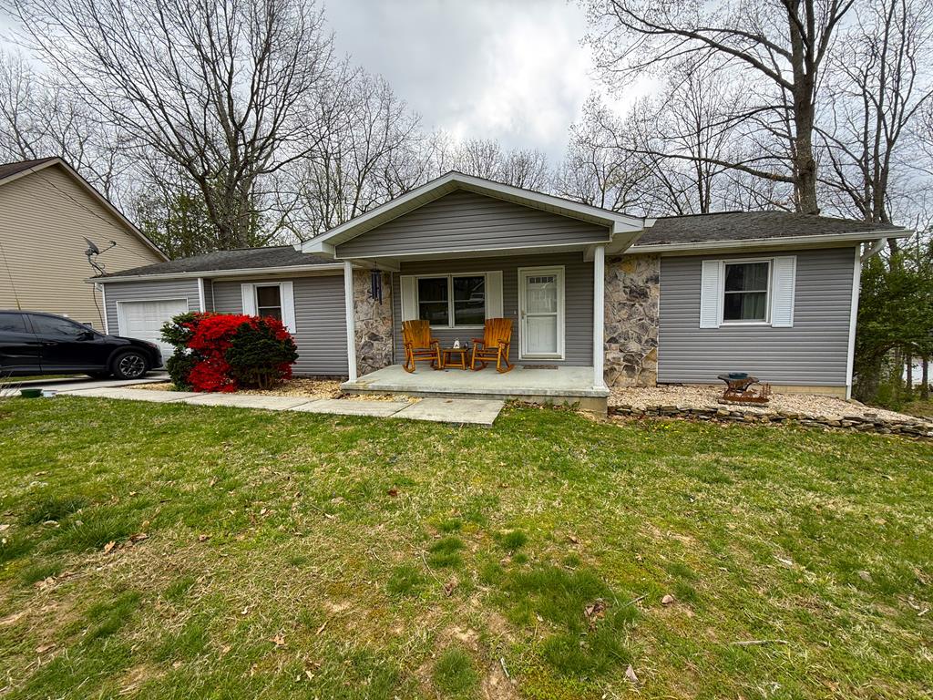 312 Lakeview Drive — photo