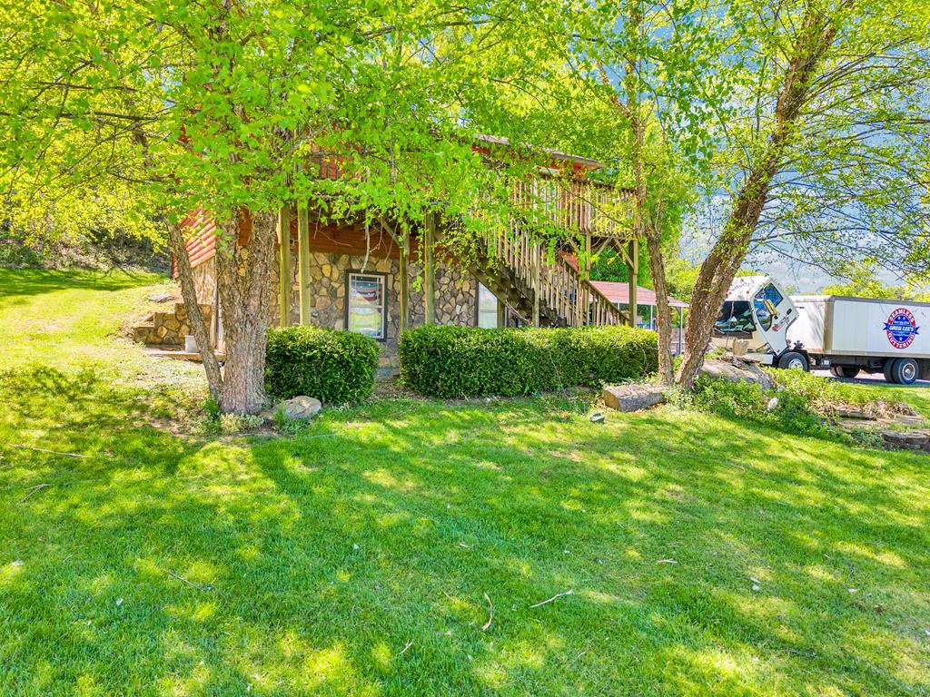 3635 Louisville Rd — photo