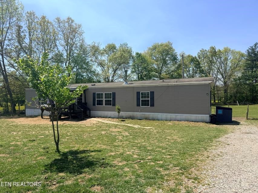 174 Claude Howard Rd, Deer Lodge, TN 37726 — photo 3