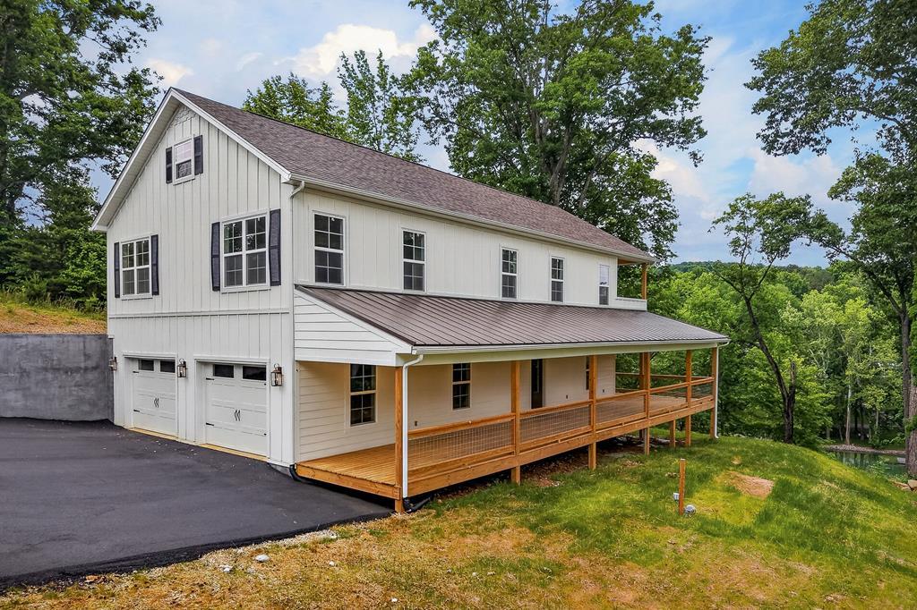 253 River Front Dr. — photo