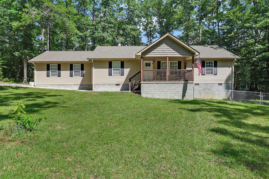 122 Jay Loop — photo