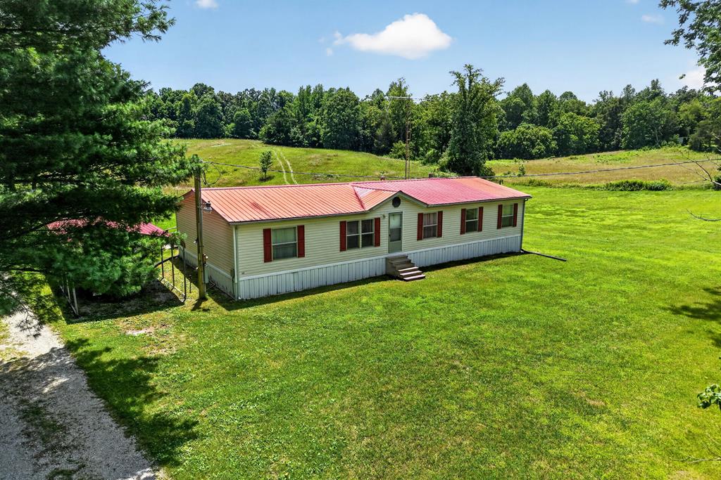 3013 Upper Hilham Rd. — photo