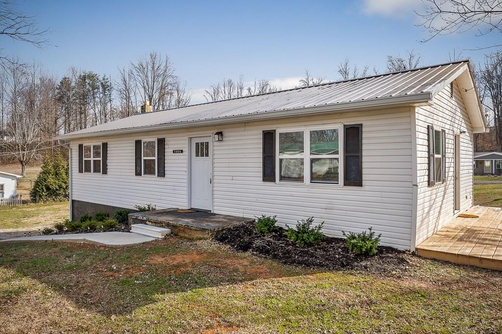 1008 Asberry Dr. — photo