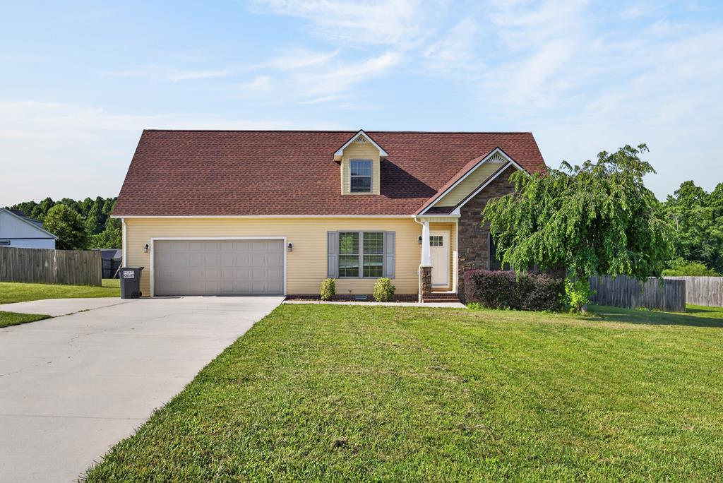 4704 Ellen Circle — photo