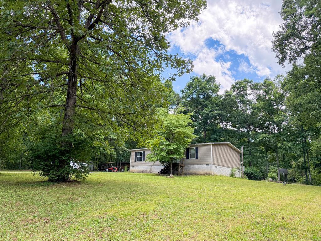 102 Skyline Court — photo