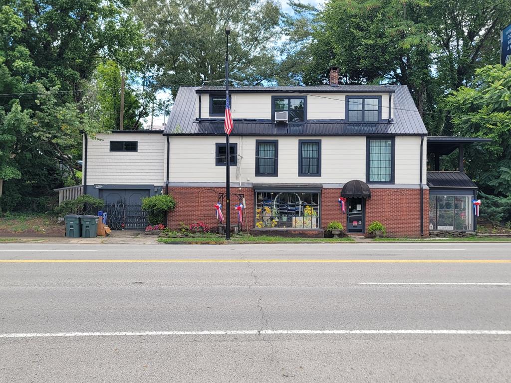 141 E Bockman Way — photo
