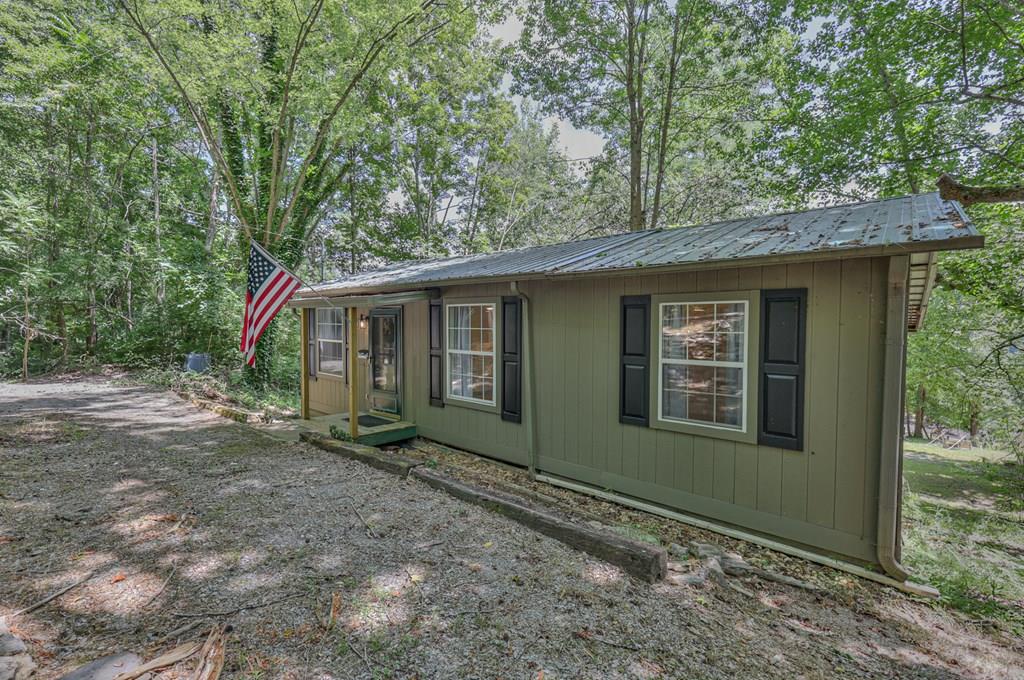 1908 Potts Camp Rd — photo