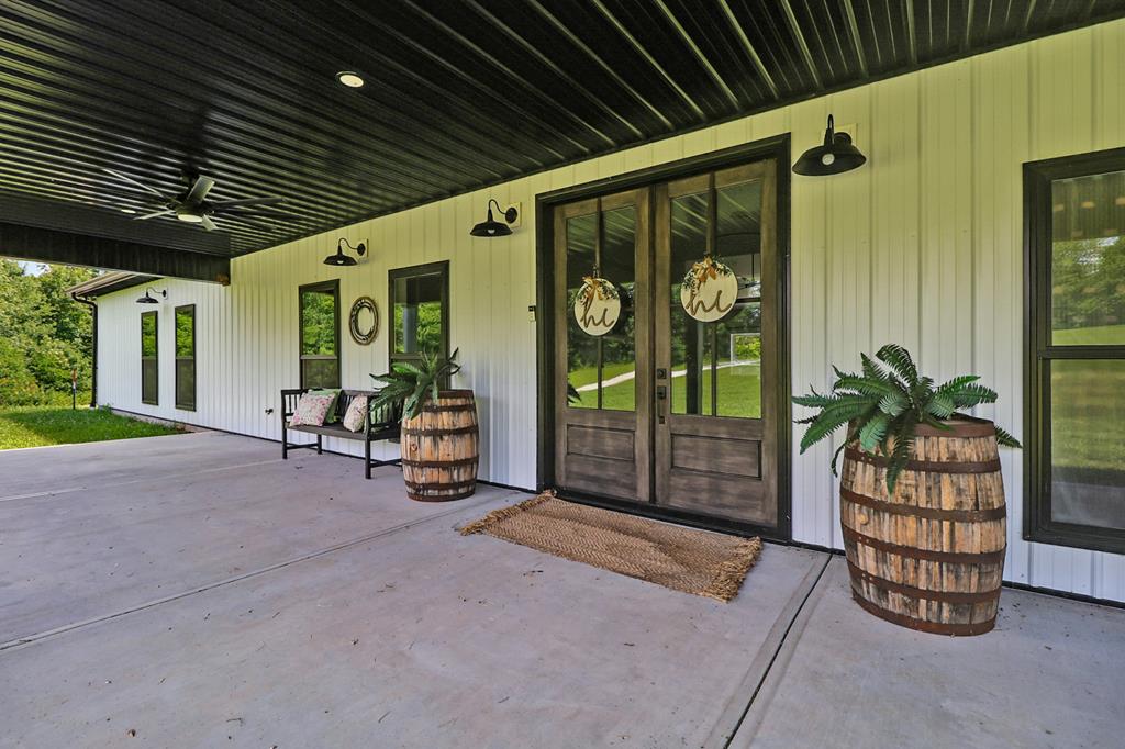 2175 N Lick Creek Rd — photo