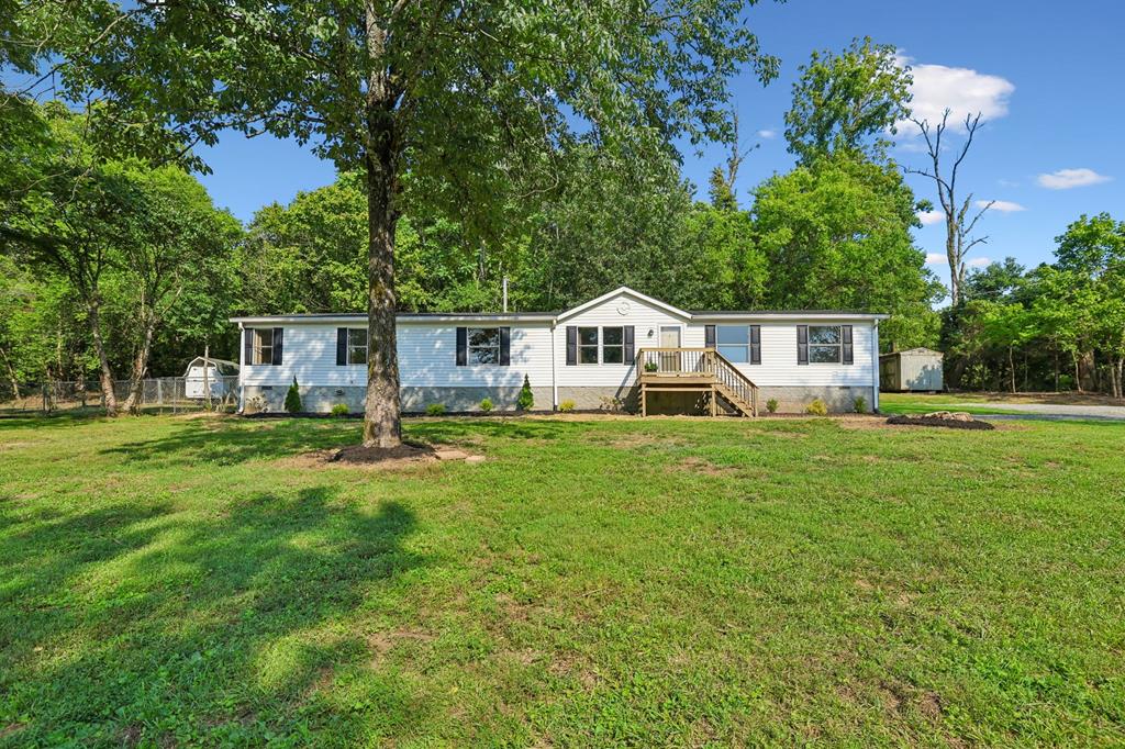 21 Vantrease Road, Brush Creek, TN 38547