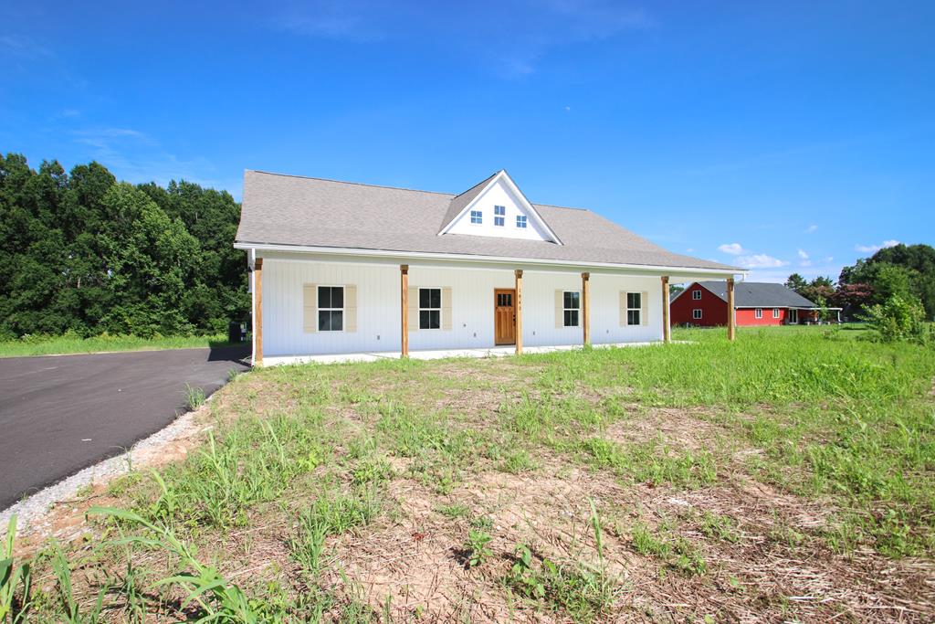1843 Three Island Road, Walling, TN 38587